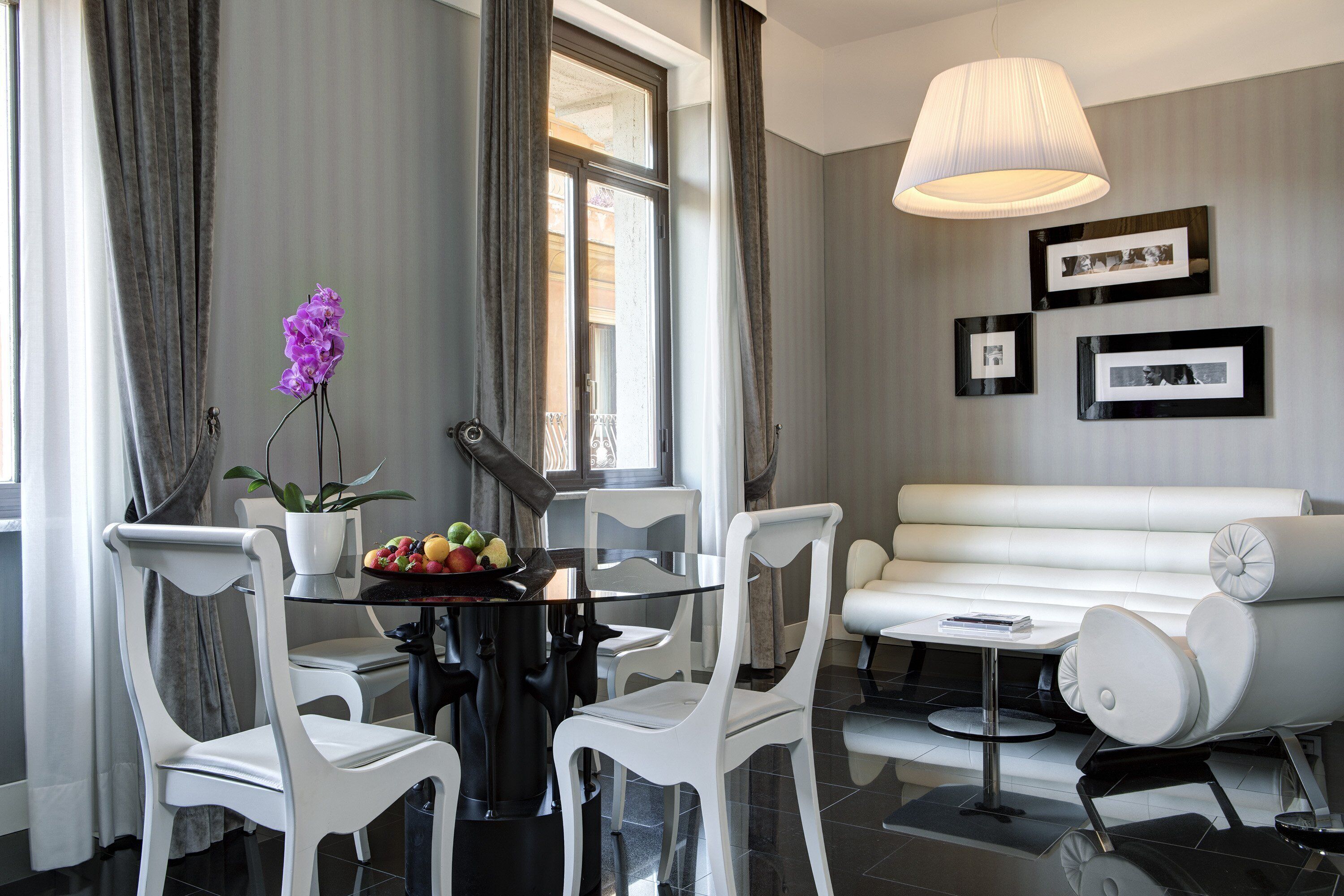 executive suite, 1 bedroom, city view | premium bedding, minibar, in-room safe, desk