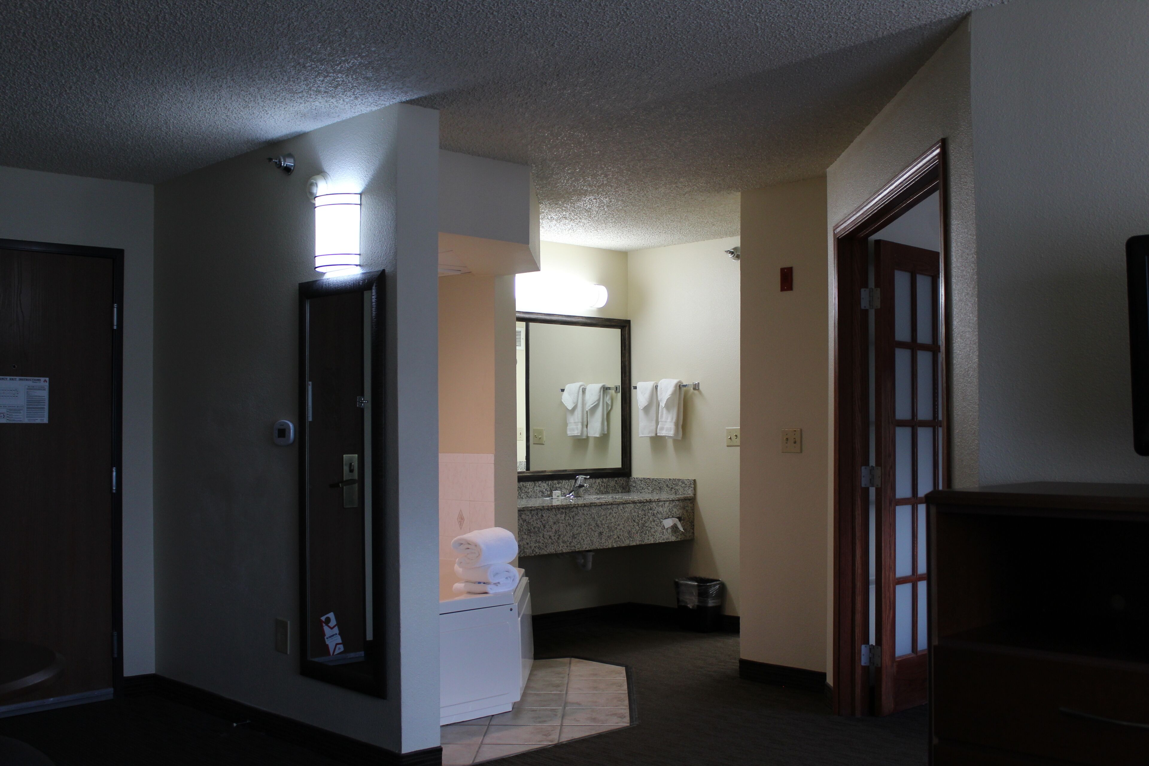 premier suite, 1 bedroom, non smoking | desk, iron/ironing board, free cots/infant beds, rollaway beds