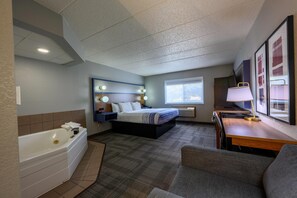 Suite Deluxe, 1 trÚs grand lit, non-fumeur (One-Bedroom, Second Floor) | Décor unique, ameublement unique, bureau