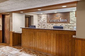 Lobby - AmericInn by Wyndham Monroe (Monroe)