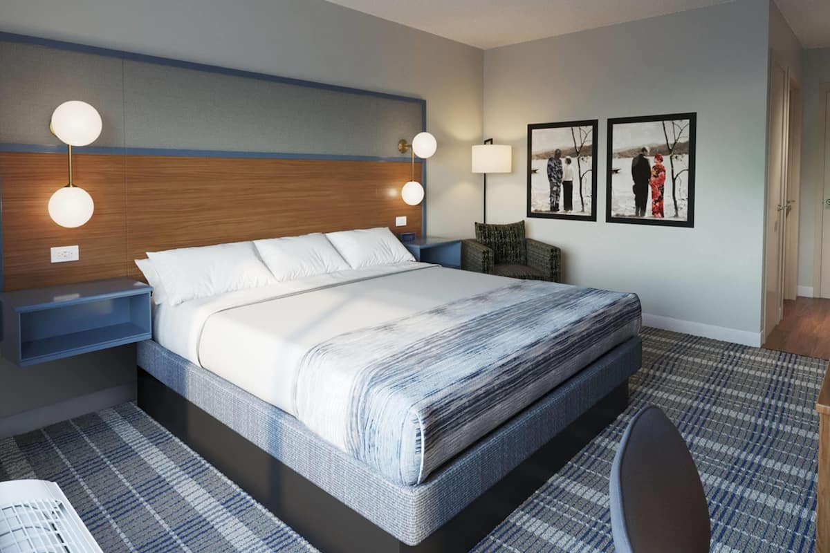 Suite, 1 King Bed, Non Smoking (One Bedroom, Second Floor)