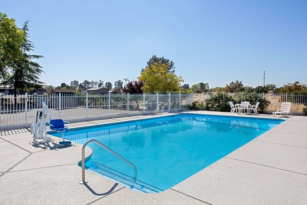 Seasonal outdoor pool