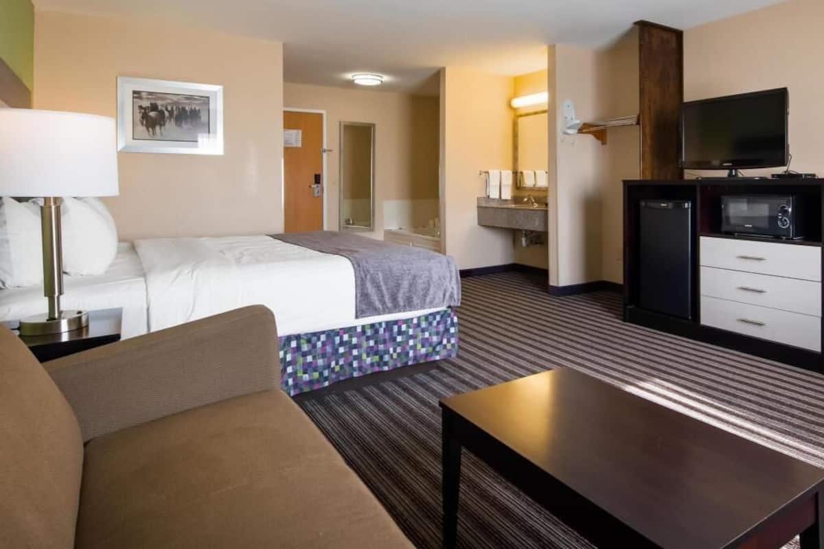 Bureau, espace de travail pour ordinateur portable, rideaux occultants