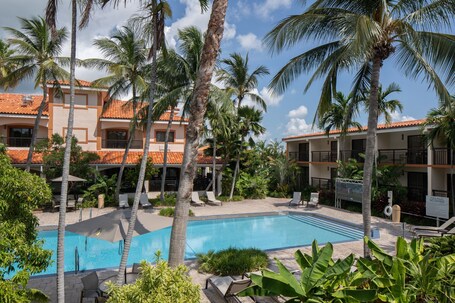 Courtyard by Marriott Key West Waterfront - Image 2