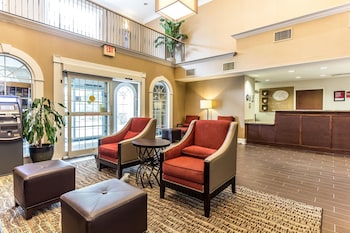 Hotel entrance and lobby at Comfort Suites Myrtle Beach Central