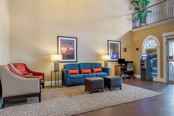Hotel entrance and lobby at Comfort Suites Myrtle Beach Central