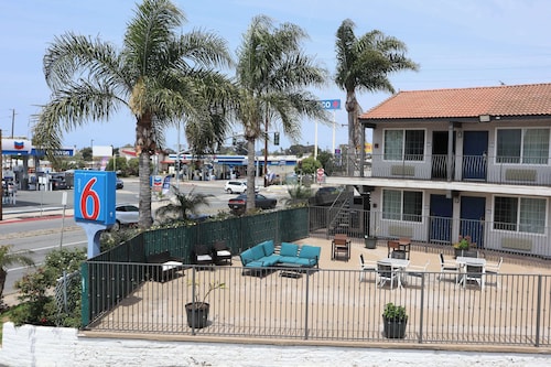 Motel 6 San Diego, CA - Southbay