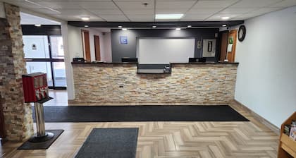 Twin Cities Inn