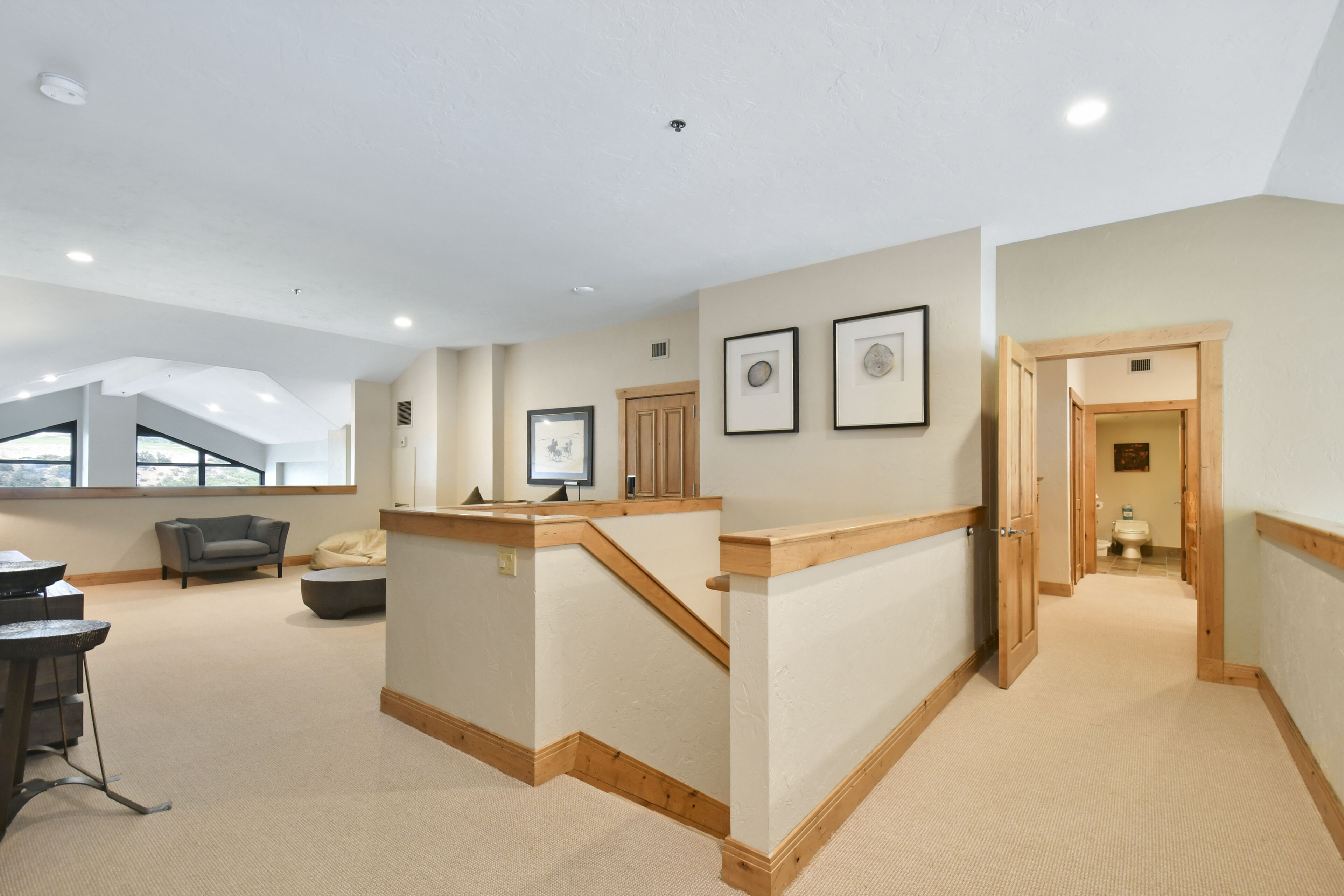 penthouse, 4 bedrooms | living area | 42-inch flat-screen tv with satellite channels, tv, ipod dock