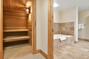 Sauna - Grand Summit Hotel - Canyons Village, a RockResort (Park City)