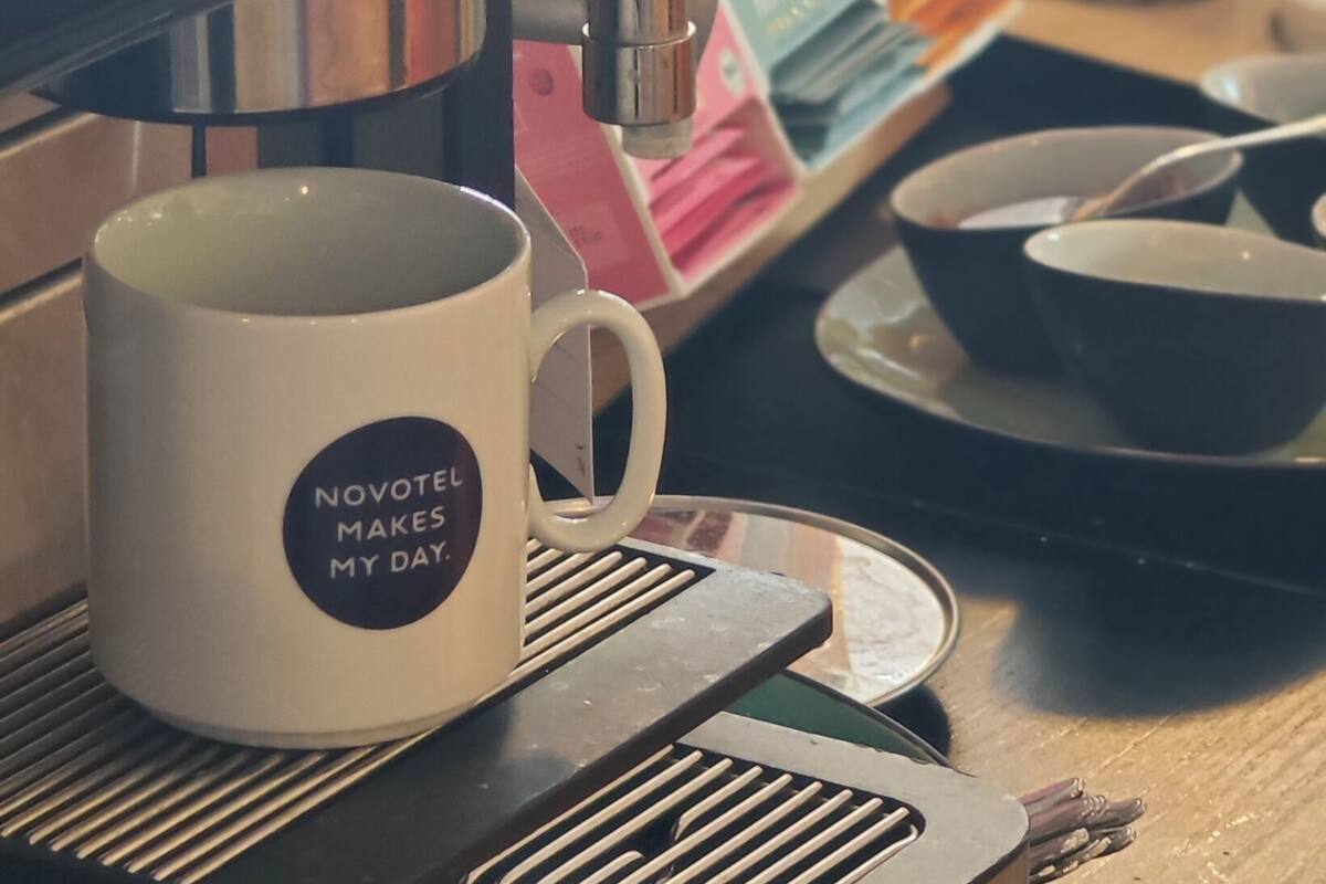 daily buffet breakfast (eur 24 per person)