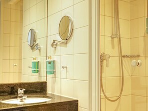 Peralatan tempat tidur premium, meja, ruang kerja komputer riba 