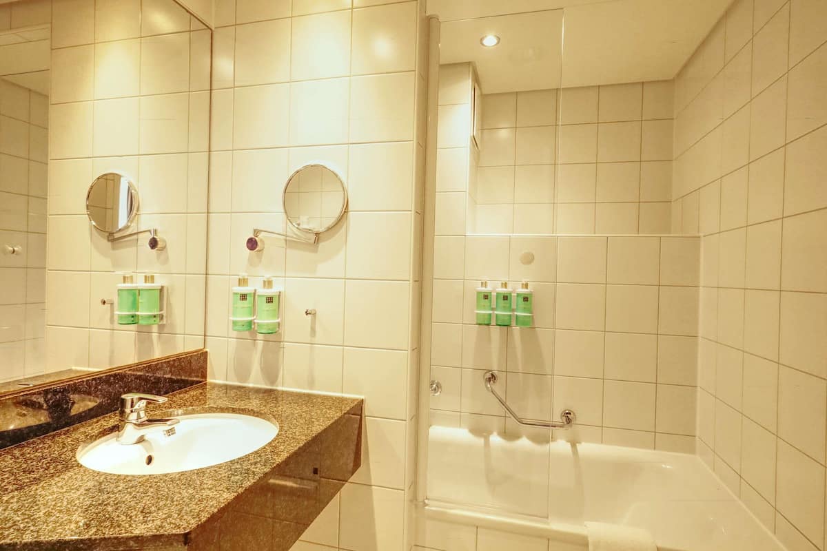 executive room, 1 queen bed with sofa bed | premium bedding, desk, laptop workspace, blackout curtains