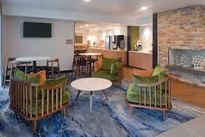 Lobby lounge