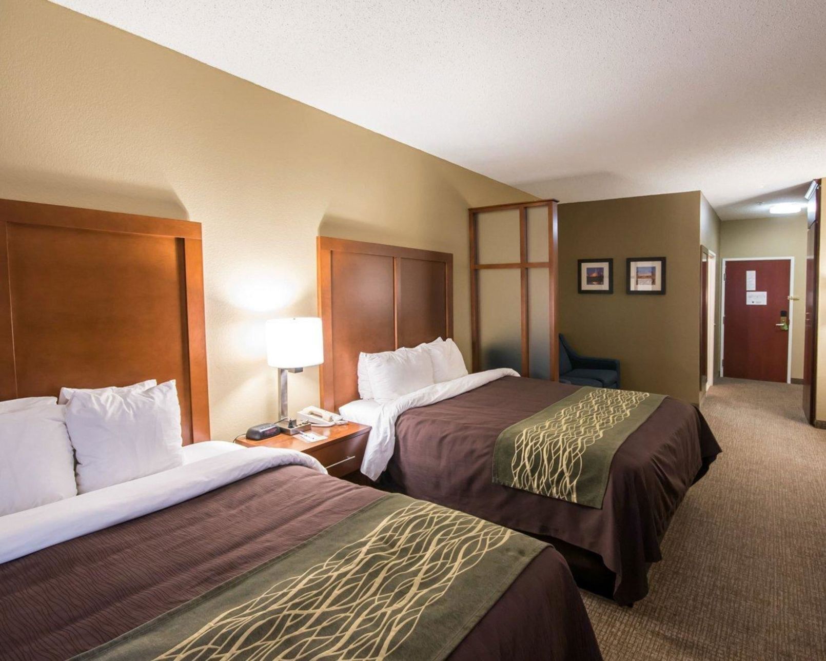 In-room safe, iron/ironing board, free WiFi, bed sheets