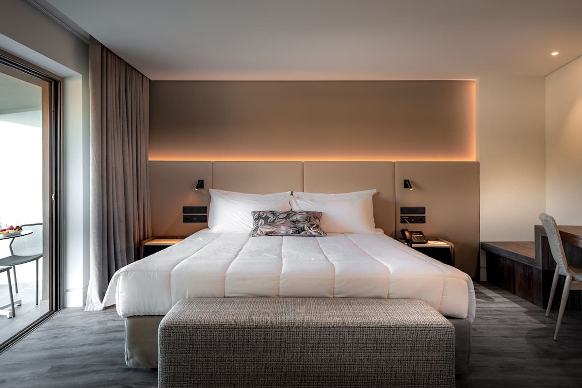 Literie de qualité, couette en duvet, minibar