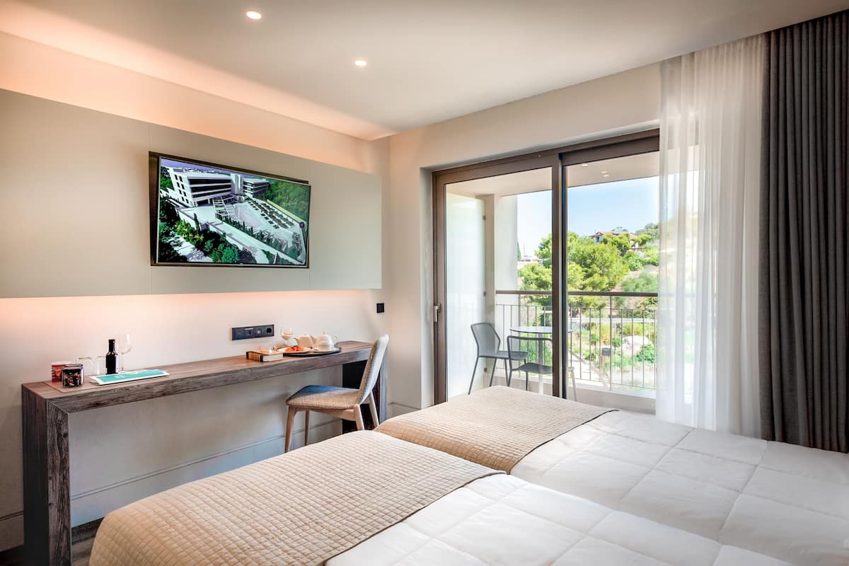 Literie de qualité, couette en duvet, minibar