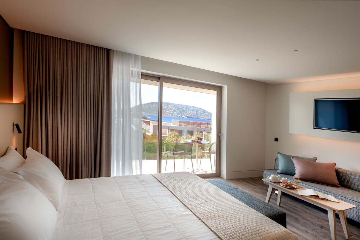 Literie de qualité, couette en duvet, minibar