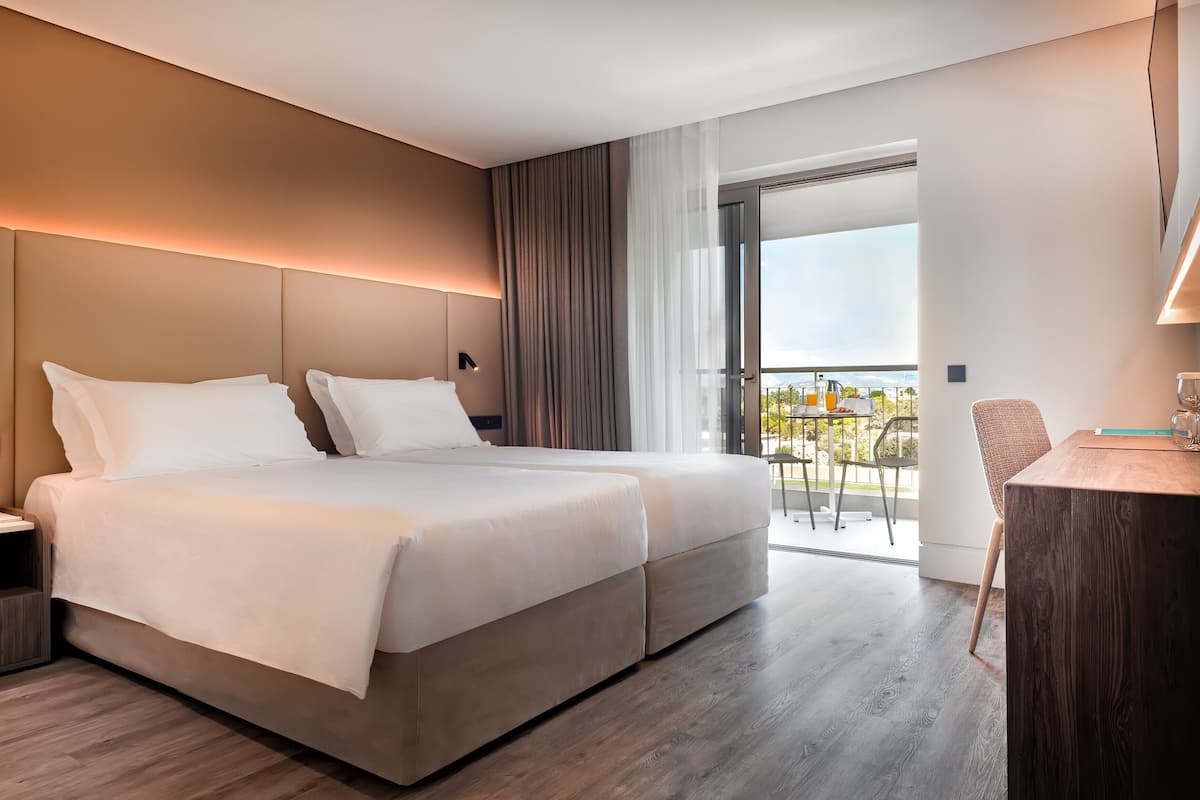 Literie de qualité, couette en duvet, minibar