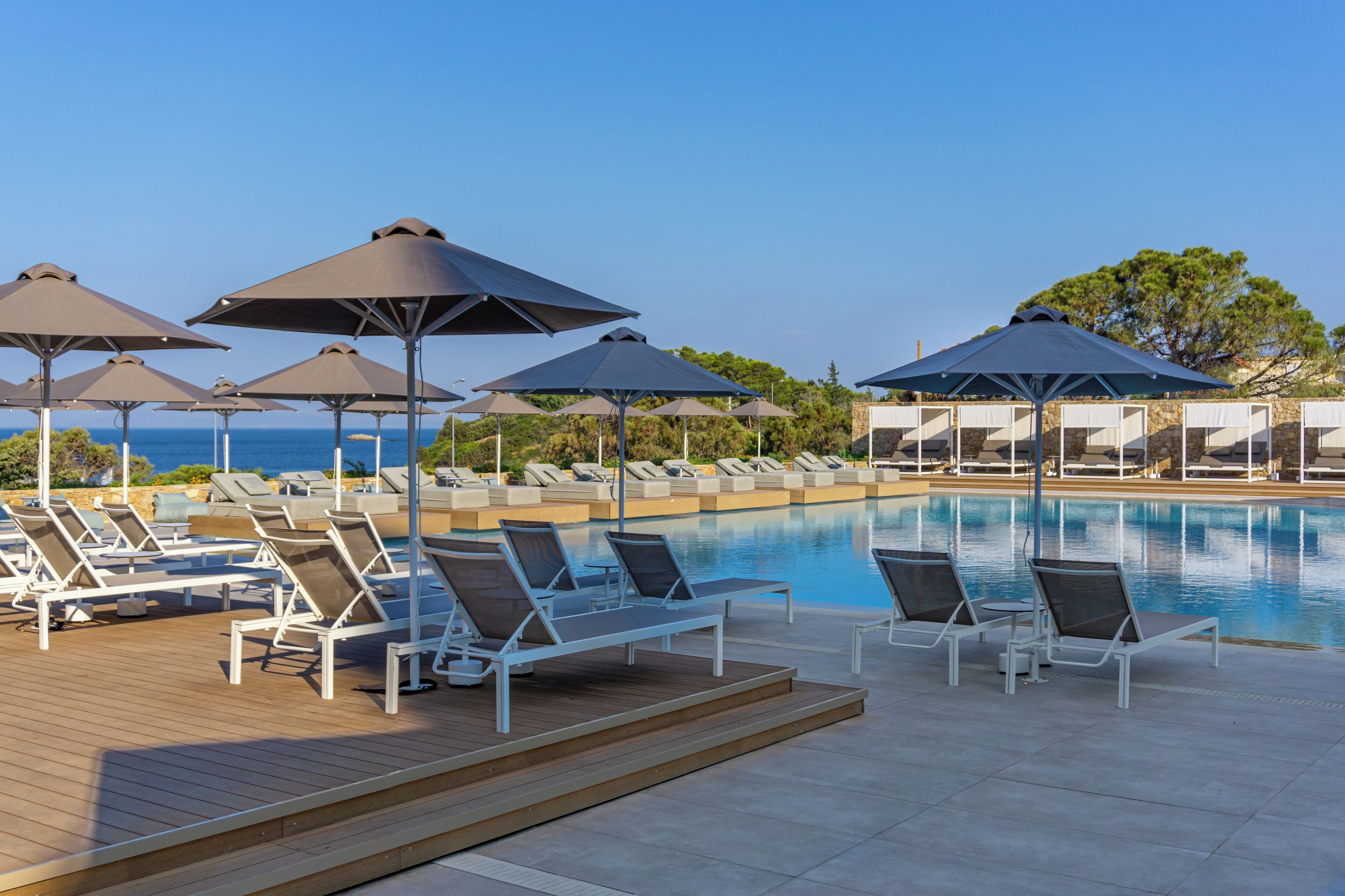 Indoor pool, 2 outdoor pools, pool umbrellas, sun loungers