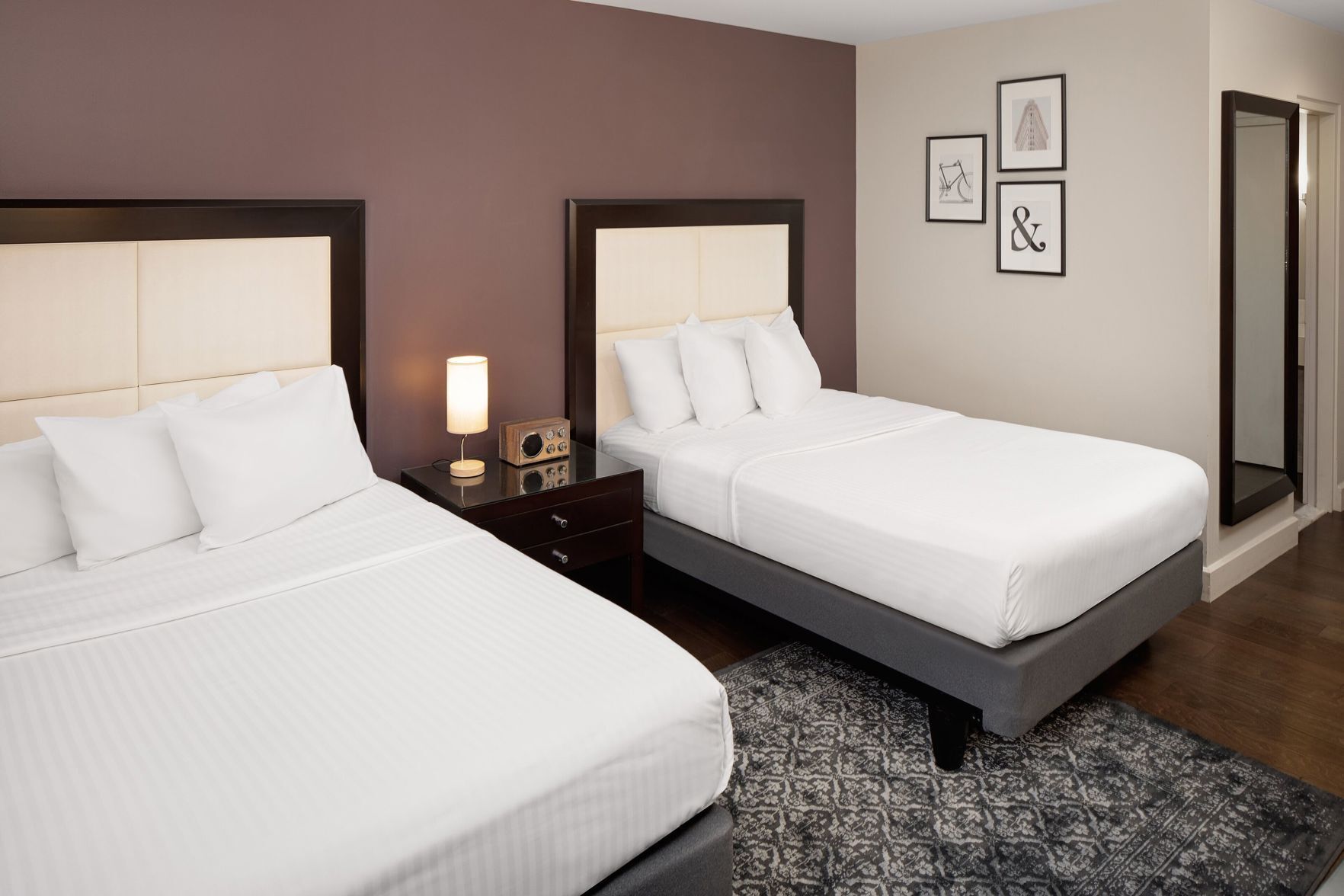 Premium bedding, minibar, in-room safe, desk