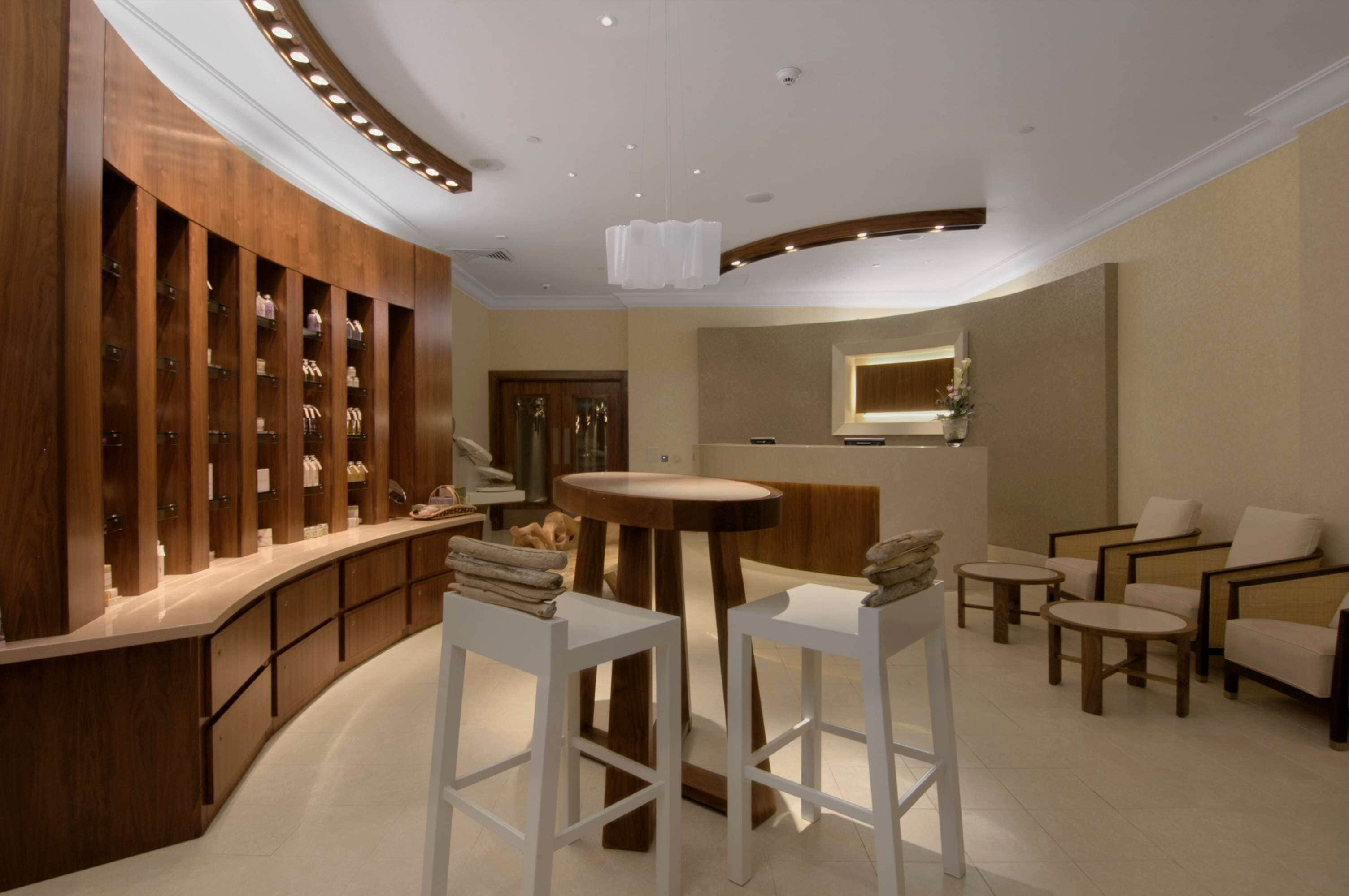 couples treatment room(s), sauna, body treatments, aromatherapy, facials