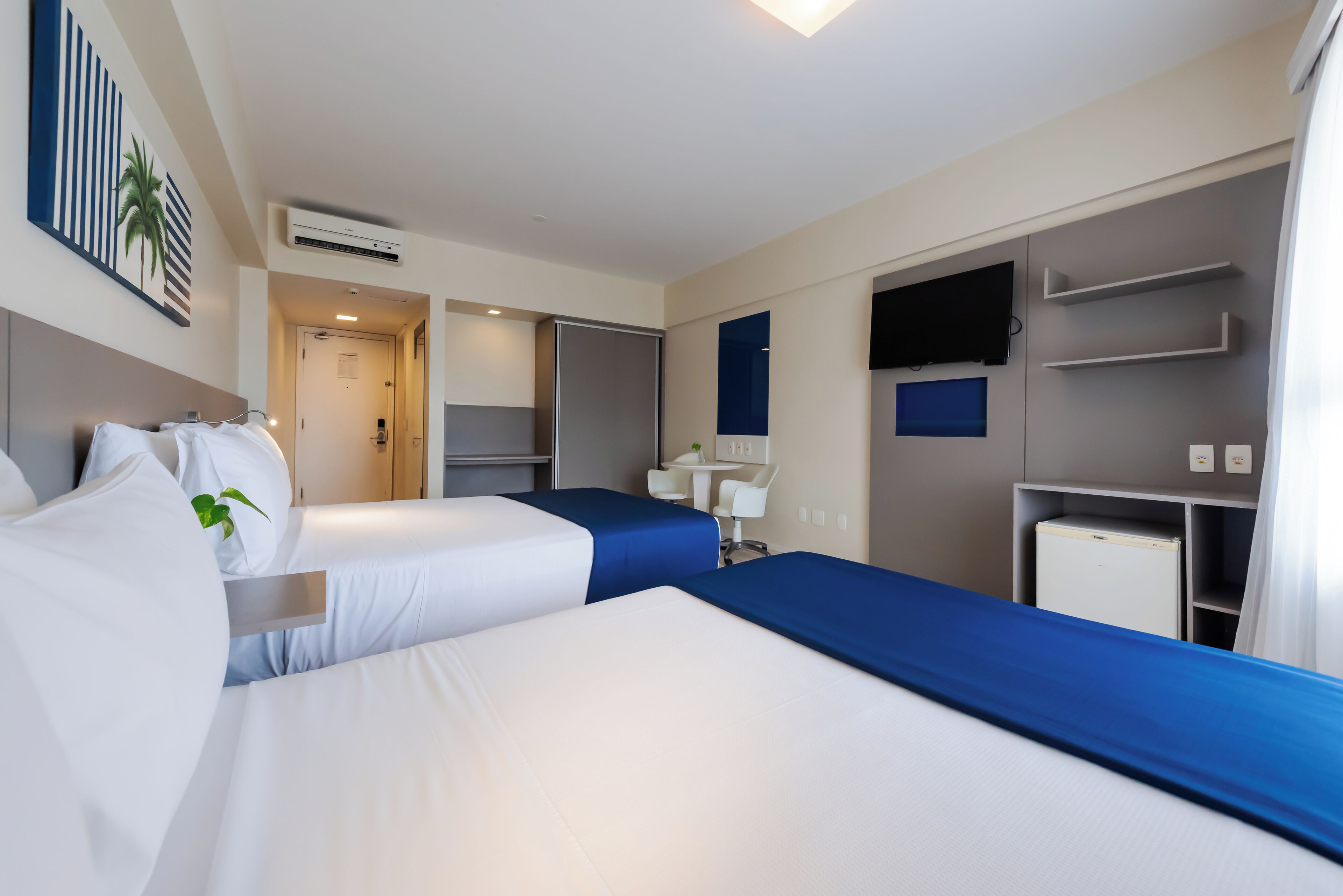 executive twin room | in-room safe, desk, blackout curtains, free wifi
