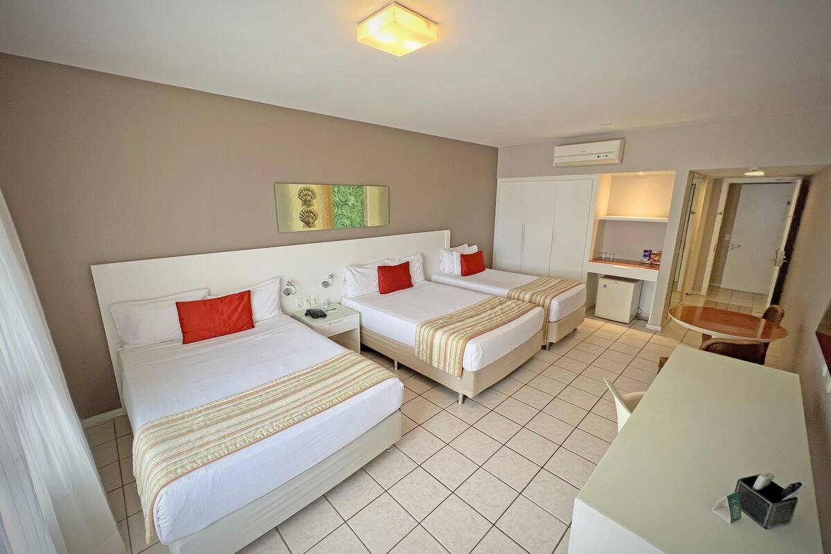Superior Triple Room | In-room safe, desk, blackout drapes, free WiFi