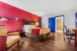 Room, 1 Queen Bed, Accessible, Non Smoking | Desk, iron/ironing board, cribs/infant beds, rollaway beds