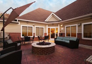 Terrace/patio - Bridgeway Suites Houston IAH North (Houston)