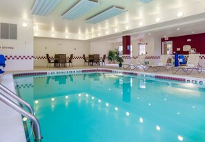 Indoor pool, outdoor pool - Bridgeway Suites Houston IAH North (Houston)