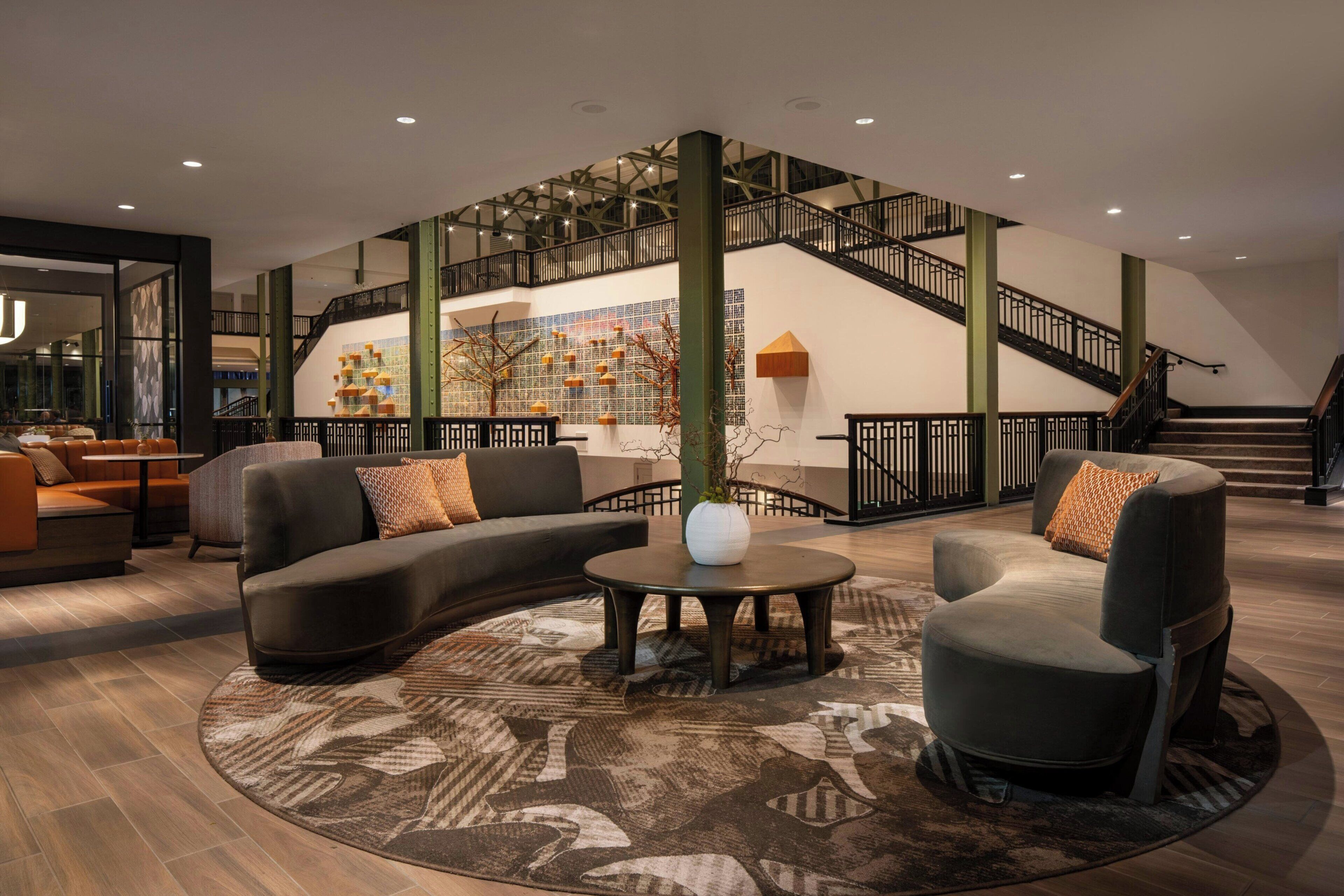 Photo - Sheraton Grand Sacramento Hotel