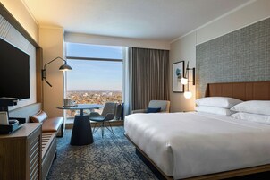 Roupas de cama premium, edredons de pluma, camas com colchões pillow-top