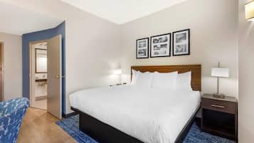 Room, 1 King Bed, Accessible, Non Smoking | Desk, laptop workspace, iron/ironing board, rollaway beds