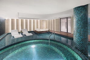 Couples treatment room(s), steam room, body treatments, aromatherapy