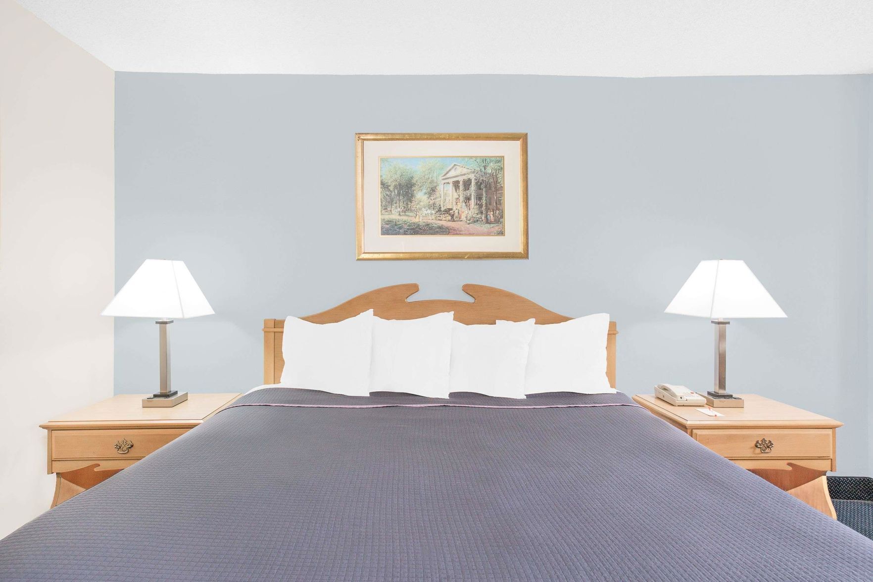 Desk, iron/ironing board, free WiFi, bed sheets