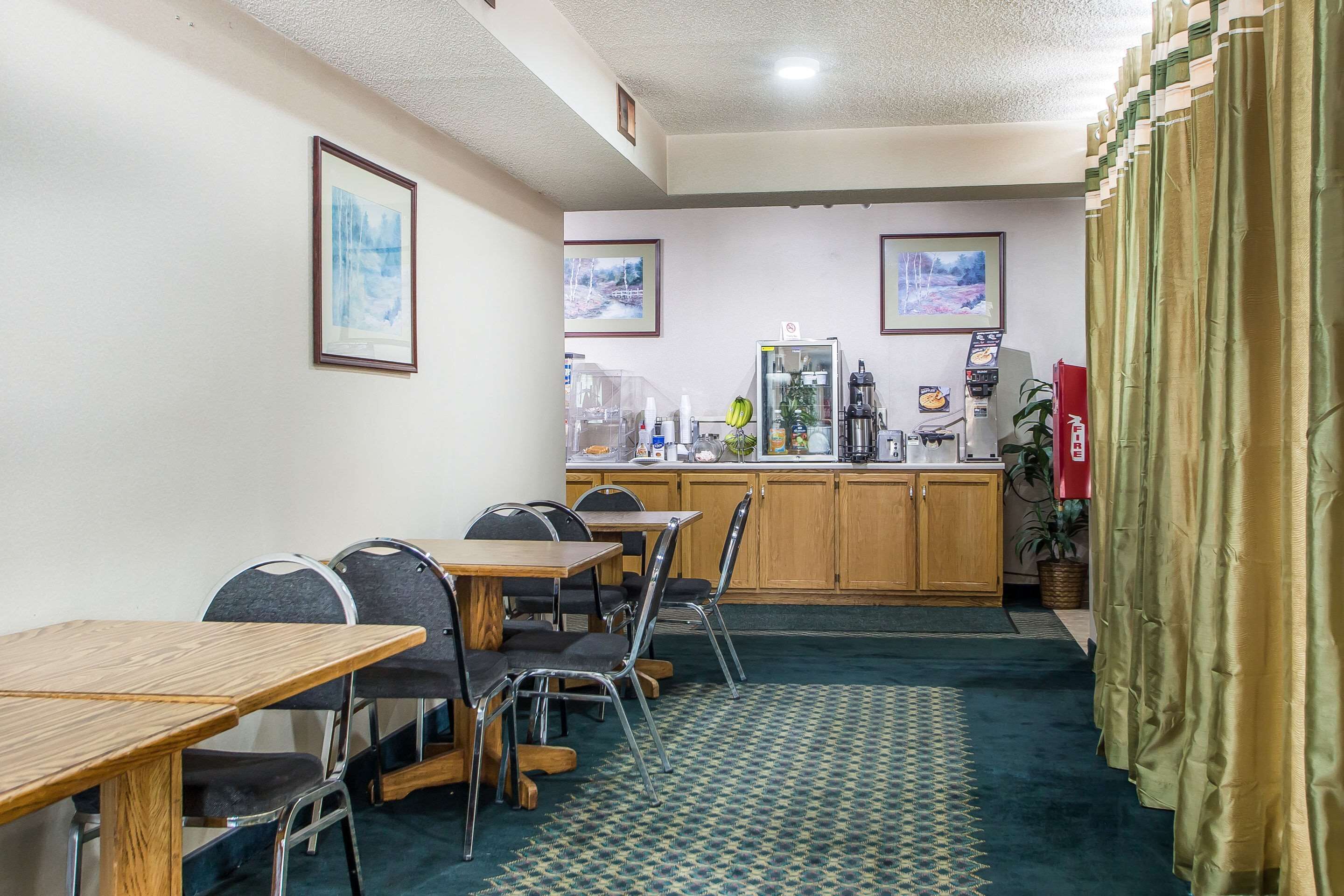 Petit déjeuner continental compris