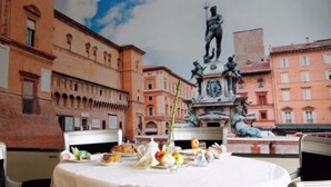 Petit déjeuner buffet servi tous les jours en supplément