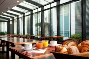 Daily buffet breakfast (EUR 14 per person)