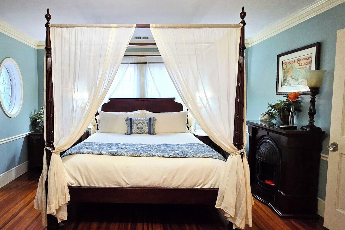 1 bedroom, premium bedding, individually decorated