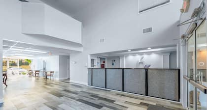 Motel 6 Dawsonville, GA - North GA Premium Outlets