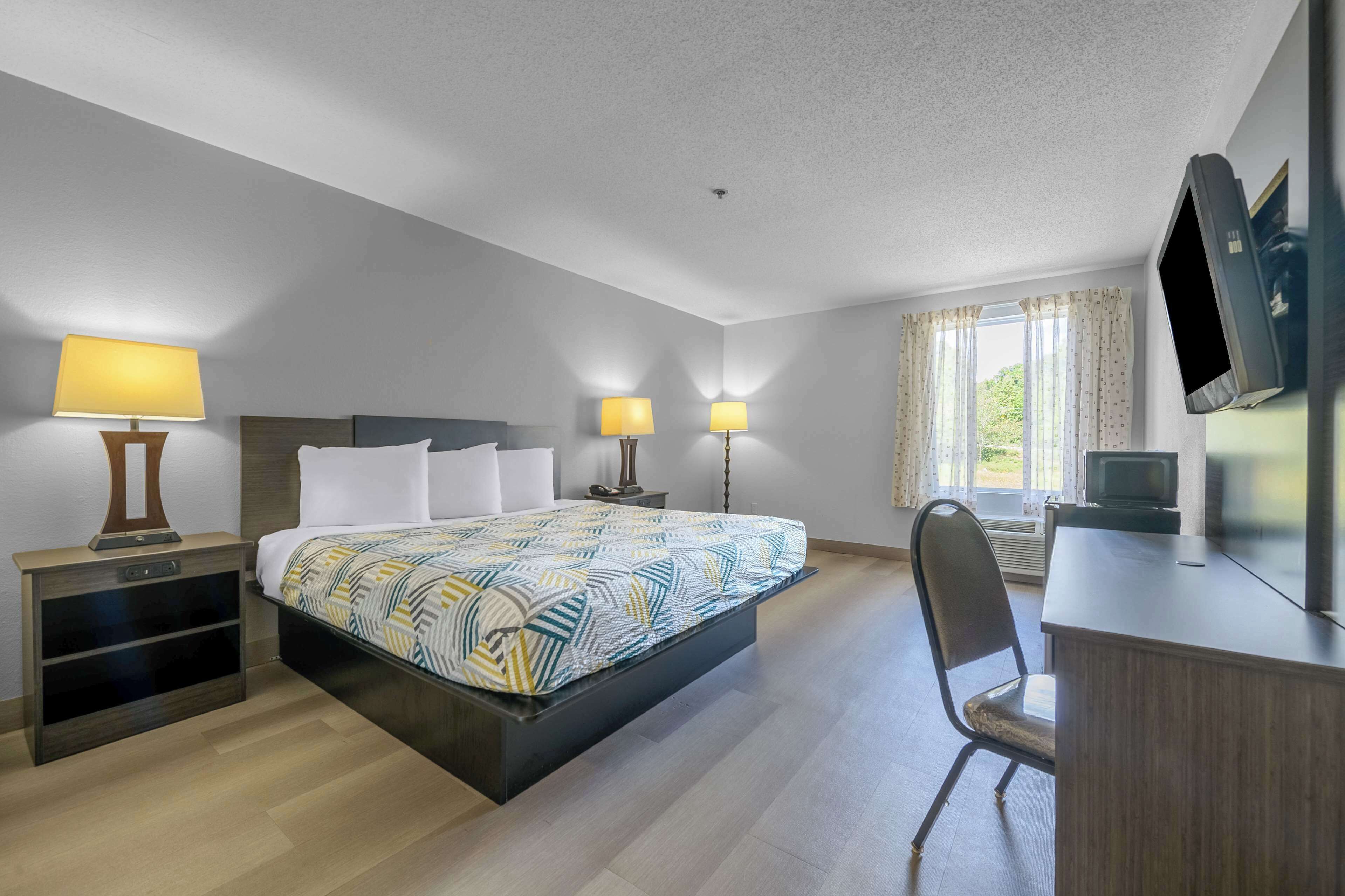 1 soverom, sengetøy av topp kvalitet og senger med overmadrass