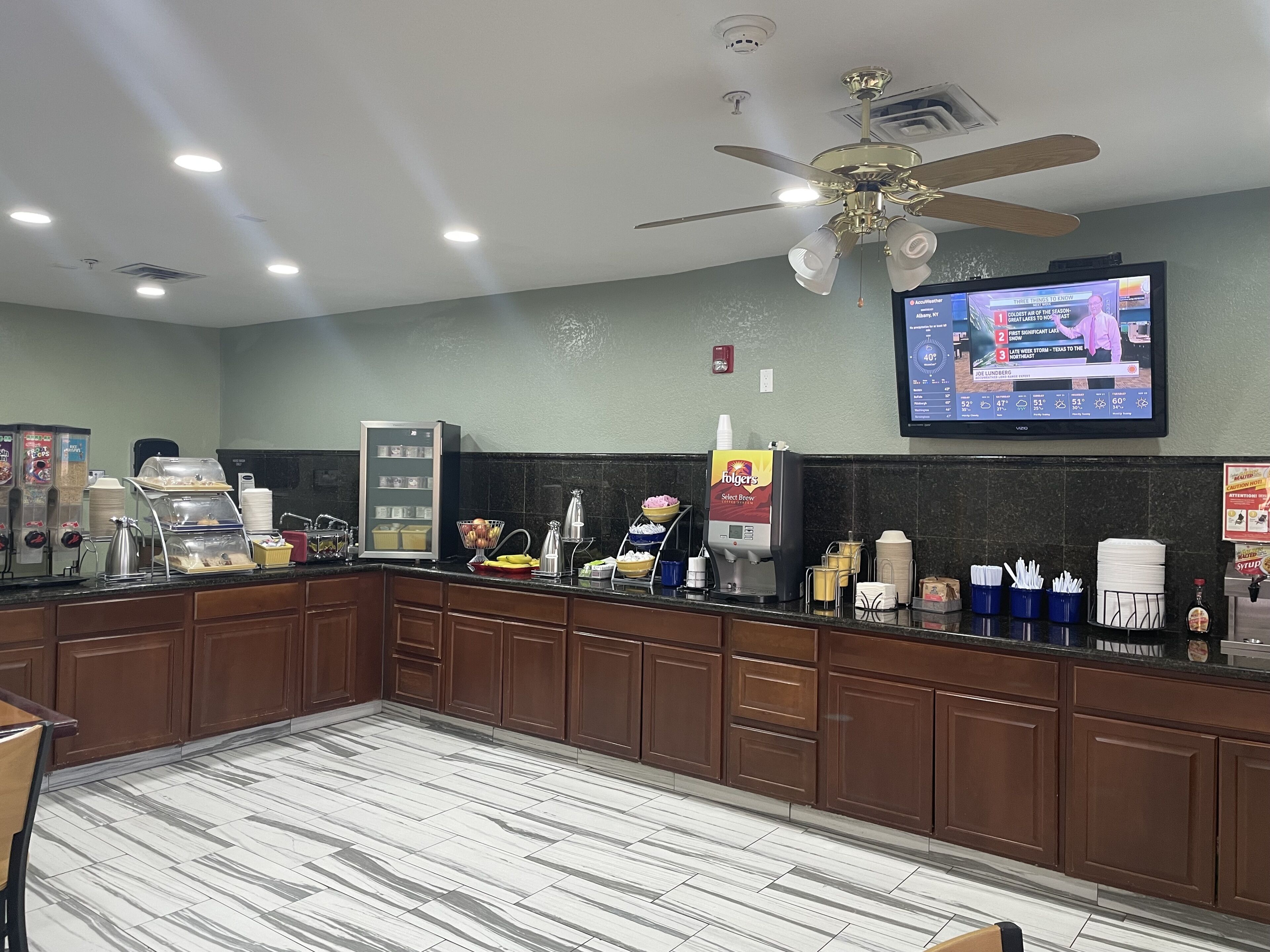 Desayuno continental incluido los días de semana