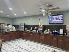 Desayuno continental incluido los días de semana