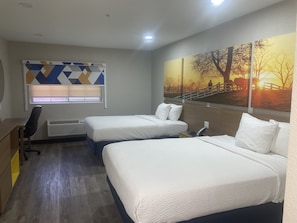 Combined shower/tub, hair dryer, towels - Days Inn by Wyndham Childress (Childress)