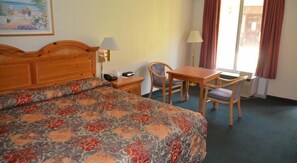 Iron/ironing board, free WiFi - Knights Inn Memphis (Memphis)