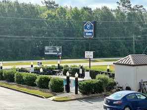 Seasonal outdoor pool - Western Motel Thomasville  (Thomasville)