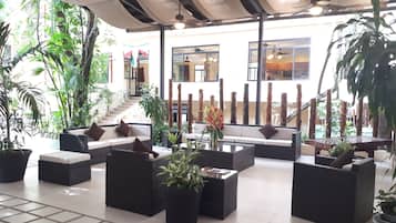 Sala de estar en el lobby
