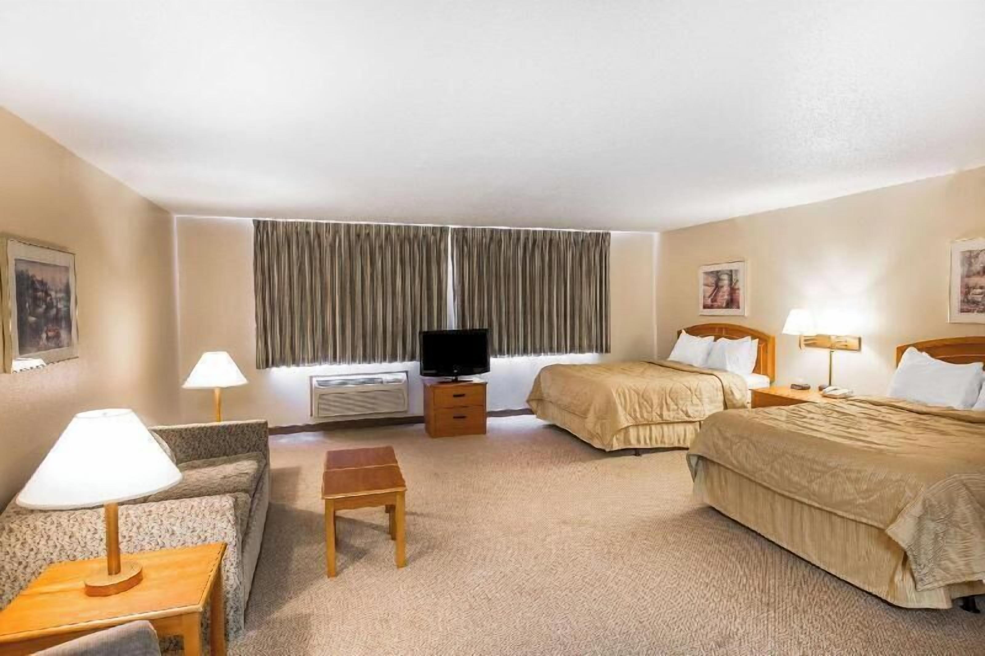 In-room safe, iron/ironing board, free cots/infant beds, rollaway beds
