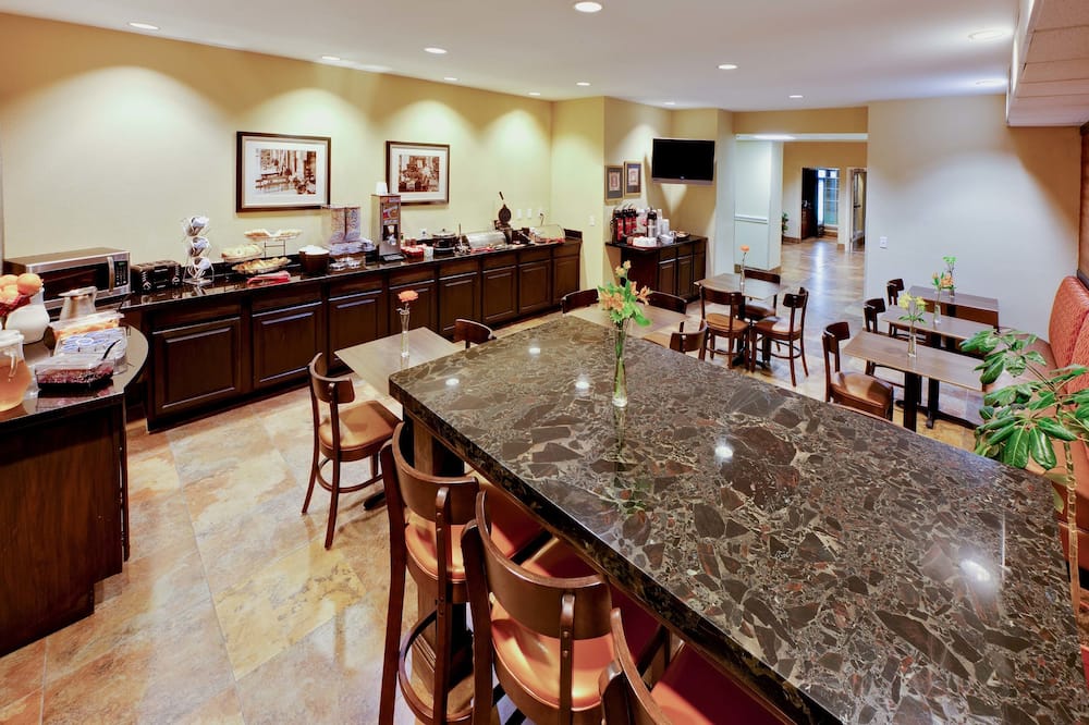 MainStay Suites Addison-Dallas